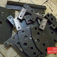 Custom Plat. Jasa Bubut CNC, Milling & CNC Gas Cutting. Tangan Pertama