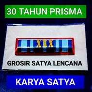 NS808 PNS 10 Tahun Prisma. Satya Lencana Pdh Karya Satya.