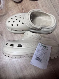 Crocs Classic Mega Crush 涼鞋