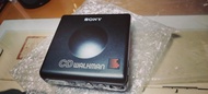 SONY D-82 CD Walkman/  Discman