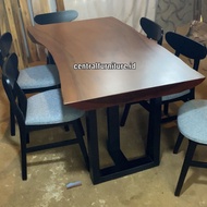 meja makan trembesi kayu utuh