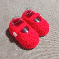 MERAH Red knitted baby shoes booties baby newborn prewalker shoes red