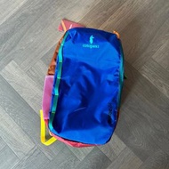 Cotopaxi 羊駝旅行戶外Batac 24L機器人多巴胺撞色休閒運動雙肩包背包