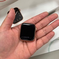 Apple Watch s5 40mm gps