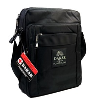 Chinatown Leather กระเป๋าผ้าสะพายDakarสีดำซิปหน้าขนาดA4