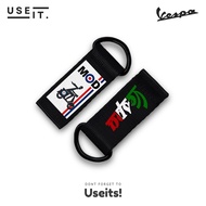 GANTUNGAN Ring D Keychain - Vespa Piaggio Keychain - Scooter Keychain - Premium Keychain RDVS6
