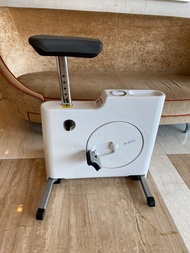 Gym M-Box foldable bike bicycle machine 迷你可摺疊式8檔阻力健身單車單車機（上水交收）正常使用 Trade at sheung shui
