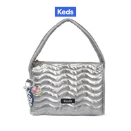 KEDS กระเป๋า รุ่น THE KEDS QUILT SHOULDER BAG สีซิลเวอร์ ( KF25ACB13004 )