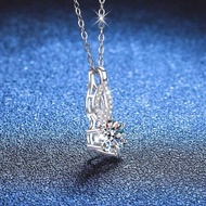 EL0001 Women's Fashion Round Pendant Necklace 5 Carat Eight Hearts and Eight Arrows