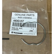 FRONT SHOCK SEAL CLIP NINJA R RR S 2-STROKE 2T ORIGINAL kawasaki 44043-057 Ring-Oil Seal Stopper kgp