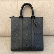 LV黑壓紋琴譜包