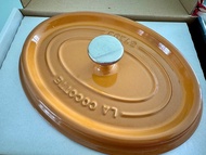 近全新 Staub 法國 鑄鐵鍋 COCOTTE OVALE 23 cm 2.35L 芥辣黃色 mustard
