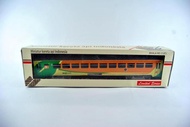 miniatur kereta api - Gerbong Ekonomi AC Hijau orens KAI (Papercraft)