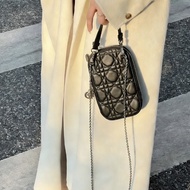 Dior 黑金竪版手機包羊皮革騰格紋可手提18*10*2.5 99新盒子塵袋