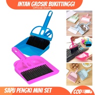 Mini Broom and Dustpan Set Mini Broom and Dustpan Set - Dustpan Set