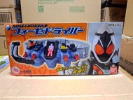 Bandai 傳奇腰帶系列 - 幪面
超人 Fourze 變身腰帶