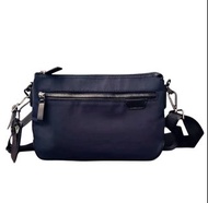 TUMI HARRISON  (660233) size 26cm*17cm*4cm