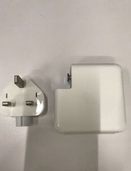 100% Apple Orignial and 100% new MBP 61w USB-C Power adapter charger