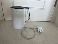 美的白色電熱水壺 1.5L