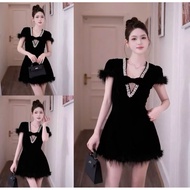 BIGSIZE FAT CAT — V-neck velvet dress with stone and feather sleeves Bigsize 60-95kg