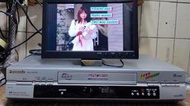 Panasonic NV-F90TN VHS Hi-Fi Stereo 錄放影機 可播 S-VHS