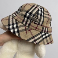 Burberry漁夫帽