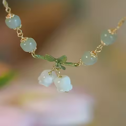 Elegant Tulip Lily of the Valley Flower Pendant Bracelet for Women Vintage Green Nature Stone Beaded