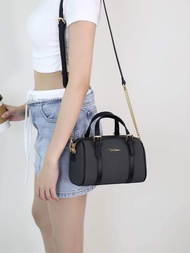 DEC Collection • Pavvie Boston Bag