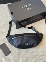 Arcteryx 始祖鳥 GRANVILLE 多功能拉鍊開合 N400r-AC2防撕裂面料防水單肩斜挎腰包