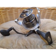 REEL VINTAGE RAINBOW 5000 SPINNING REEL