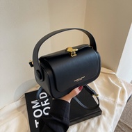 High-End Small Square Bag - Light Luxury Niche Design Commuter Shoulder Messenger NH9E