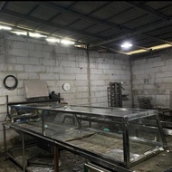etalase full stainless kaca untuk penyimpanan makanan (custom)