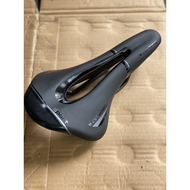 WEST BIKING Yên Xe Đạp Thoải Mái Đệm Thoáng Khí Rỗng Da PU Mềm Mại - Yên xe đạp west biking