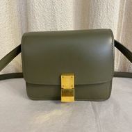 Celine 橄欖綠光面Box 皮迷你號 豆腐包