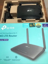 TP- Link MR200 AC750 wireless dual band 4G router