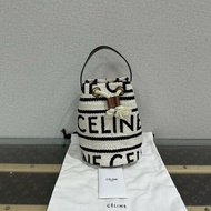 Celine 黑白Teen Celine限量毛呢編織抽繩水桶包 16*15*20 99新配件塵袋