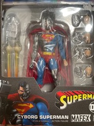 MAFEX Cyborg Superman 可動人偶