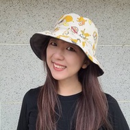 吱吱札札/手工雙面漁夫帽-愛吃香蕉的狗狗