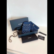 Chanel Denim Blue Quilted Vertical Double Bags
牛仔丹宁外縫線雙子星 
手機包