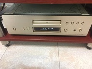 Denon DCD-QS10 CD機，超新，好似新的一樣，跟原裝摇控，有平衡輸出，全正常。