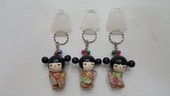 日本小芥子 小木偶 日本娃娃 日本木偶 日本和服木偶鑰匙圈 3個一起賣400