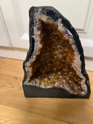 黃水晶洞