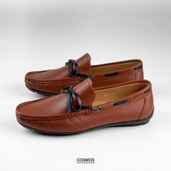 COSMOS SHOES รองเท้าหนัง แบบสวม ทรง Moccasins Loafers รุ่น Givah มีเบอร์ใหญ่สุดถึง 46