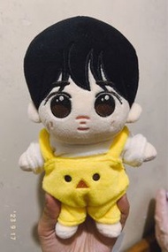 Victon 崔秉燦公仔