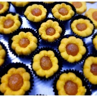 KUIH TART BUNGA(INTI NENAS/NUTELLA)