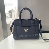 Chanel Neo Executive Tote Mini Navy Calf smip 香奈兒