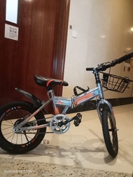 Pigeon 16吋摺疊單車 - 近全新 / 16" Folding Bike - Like New ($350)