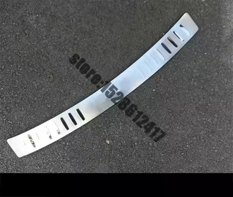 Stainless Steel Rear Bumper Protector Sill Trunk Tread Plate Trim For Subaru XV 2012 2013 2014 2015
