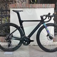 2025 新款 JAVA FUOCO TOP 火6 24速 油剎碳刀碳纖維公路車 送水架前後蛙燈