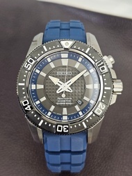 SEIKO Sportura (Kinetic) Divers รุ่น SKA563P1 สายยาง เม็ดมะยมเกลียว กันน้ำลึก200เมตร รับประกันไซโก